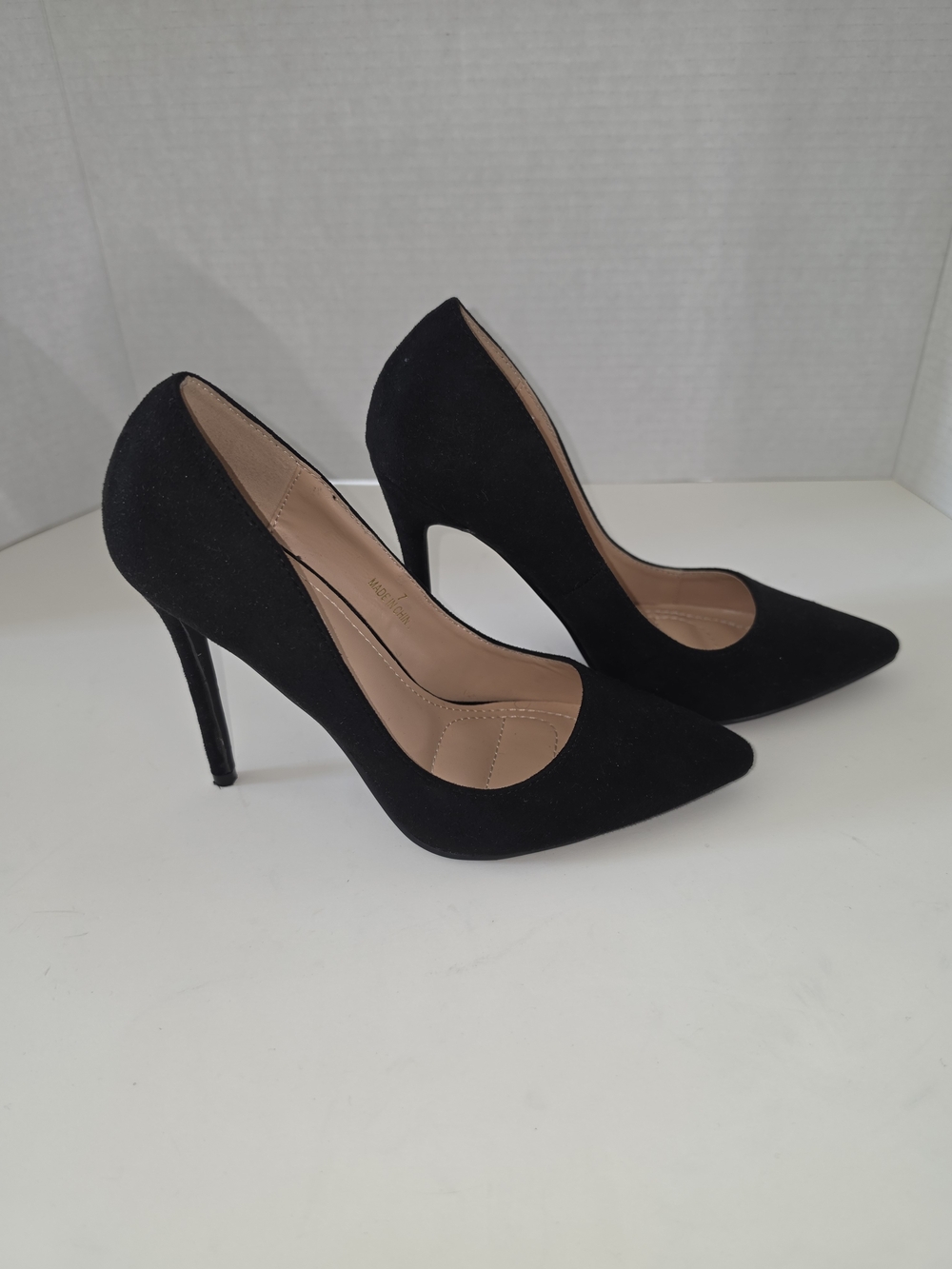 Fashion Nova Black Pointed Toe Suede Stiletto Heels